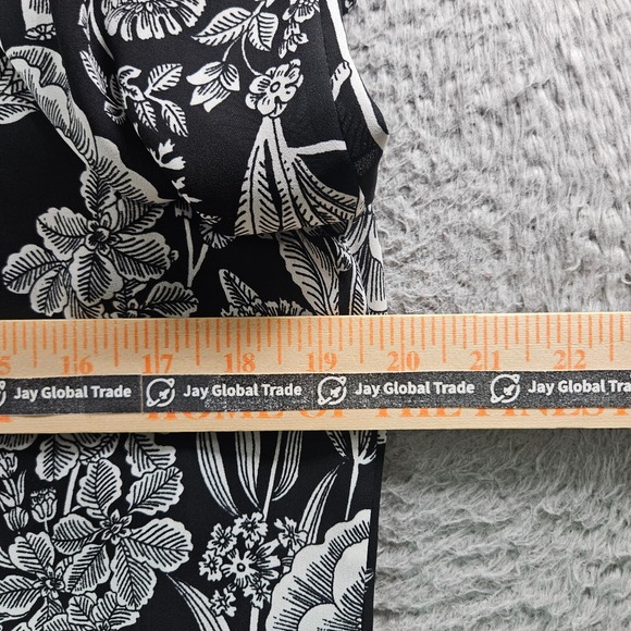 Tommy Hilfiger Shirt Top women Large Button Up Floral Black White Work - Picture 8 of 10